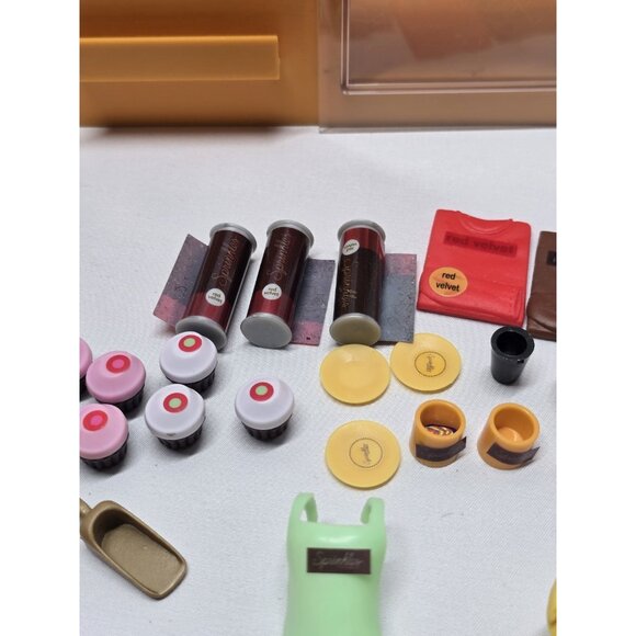 2013 JAKKS MiWorld Mi World Sprinkles Cupcake Bakery Store Parts Lot - Picture 6 of 16